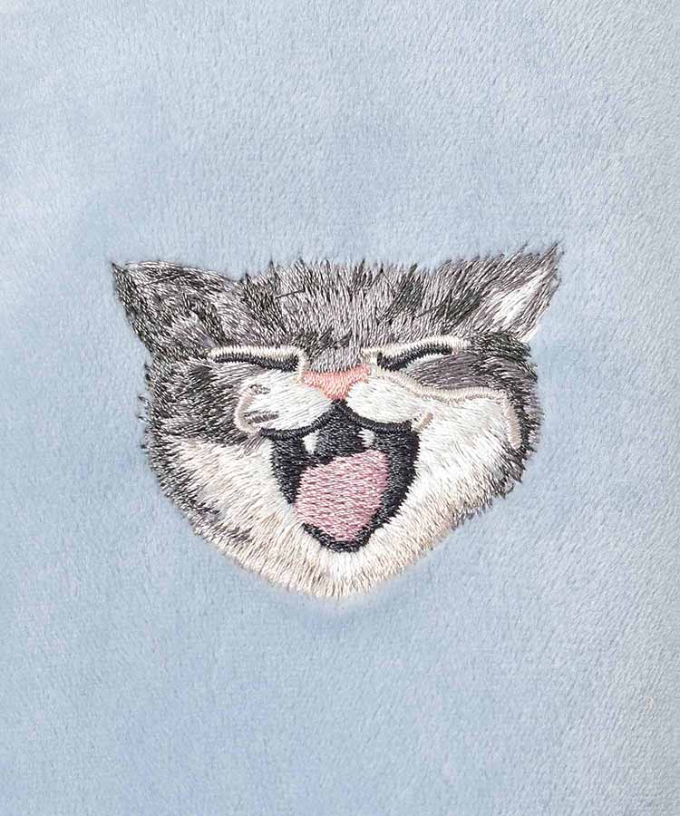 ネコ刺繍ルームシューズ