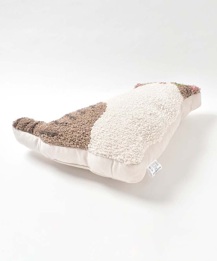 ねこもふもふダイカットクッション