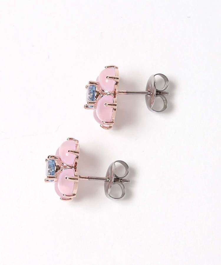 ミルキーカラー4弁花ピアス