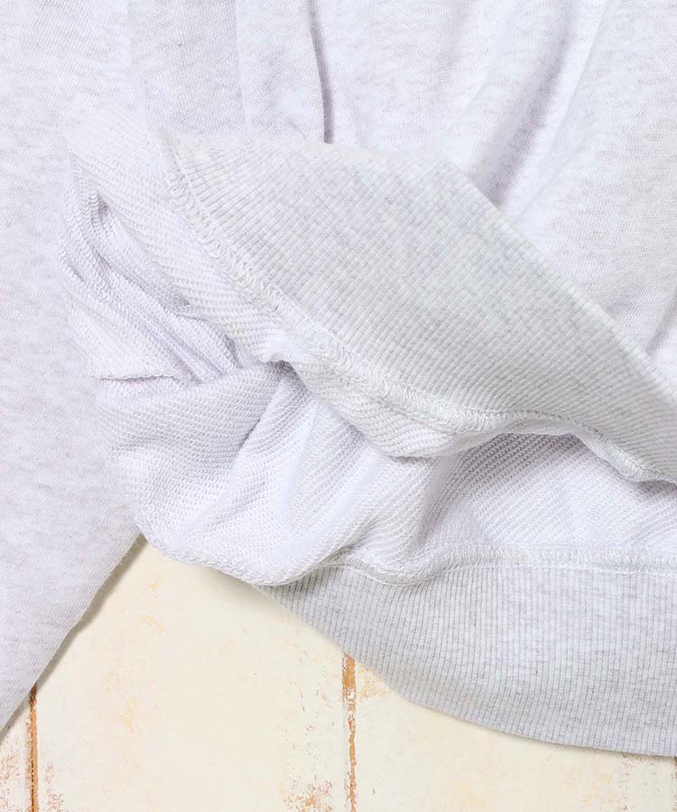 グレムリン刺繍トレーナー