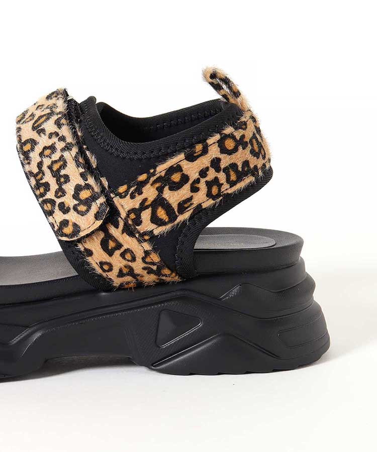 ≪SALE≫厚底2ベルトサンダル