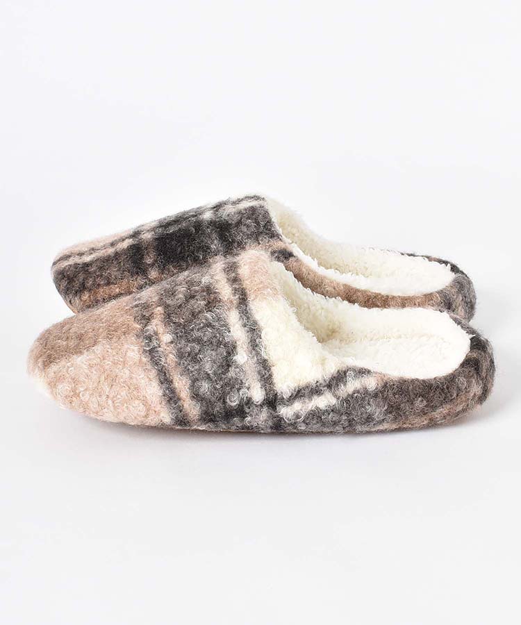 チェックボアスリッパ