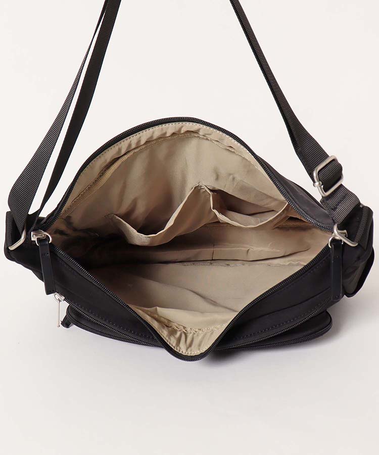 シナモンショルダーバッグ