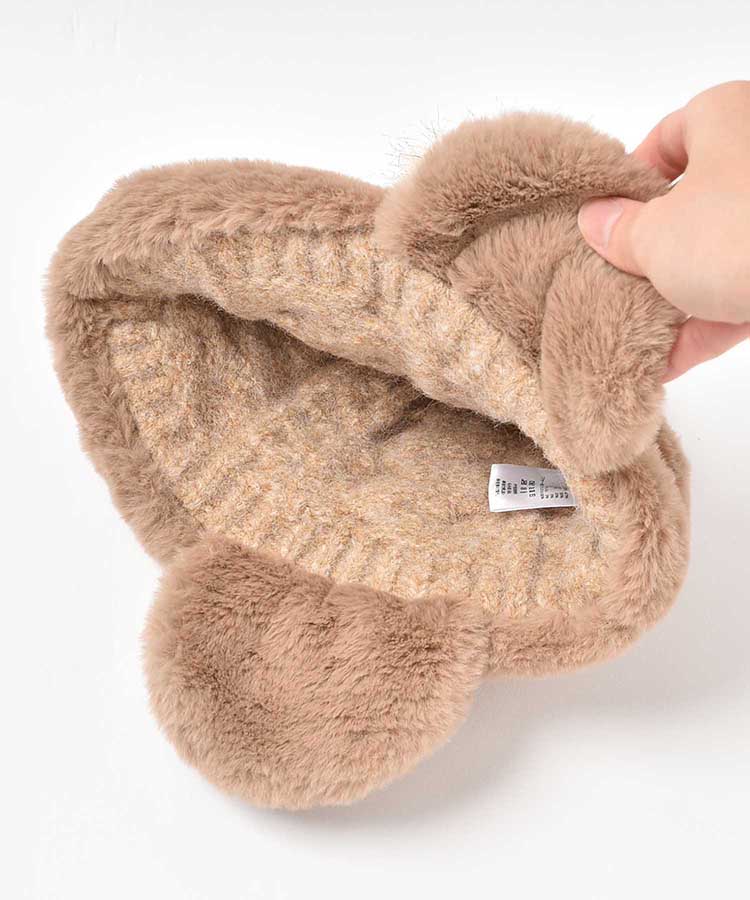 ファー耳付きニット帽