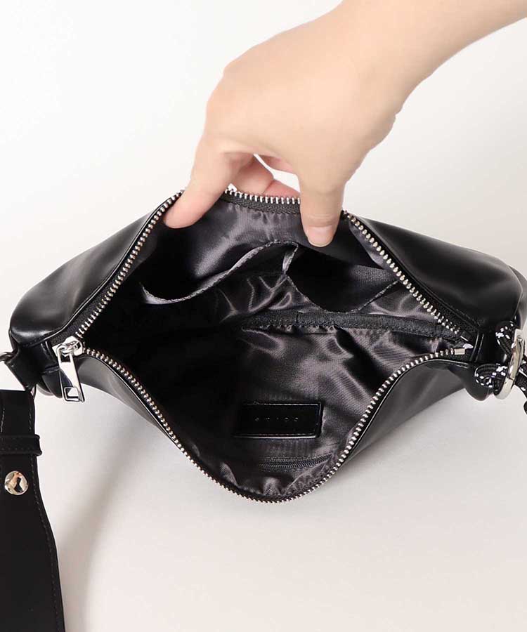 チャームロープハーフサークルショルダー