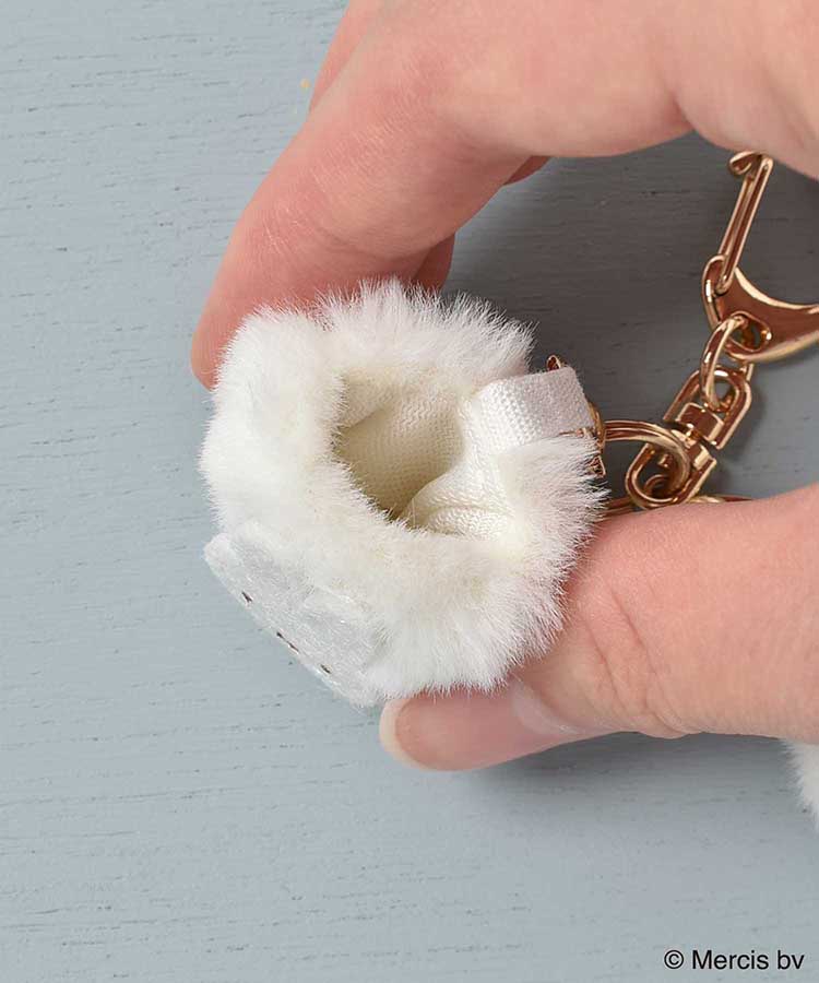 BRUNA WINTER ACCESSORIES MINIグローブ チャーム