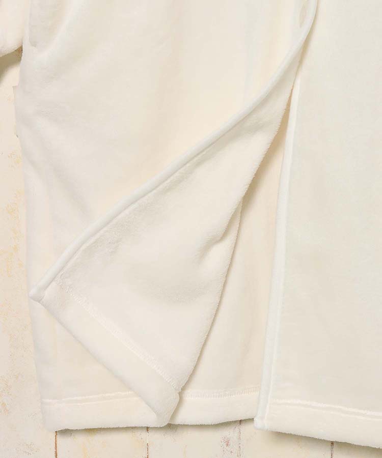 スヌーピーふわもこなりきりガウン