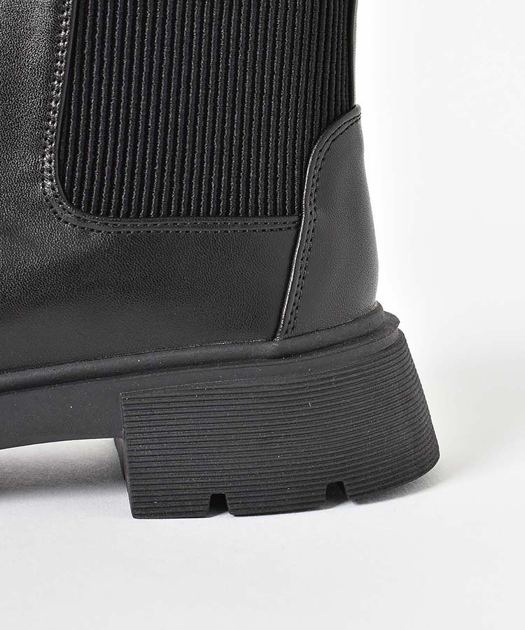 サイドゴアショートブーツ