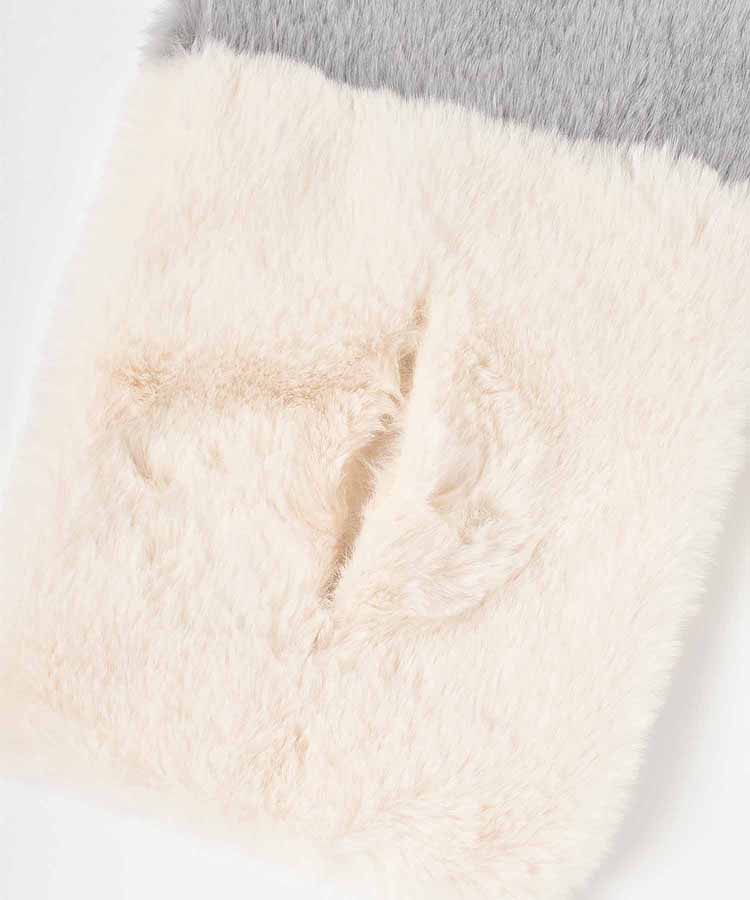 ファーバイカラーマフラー