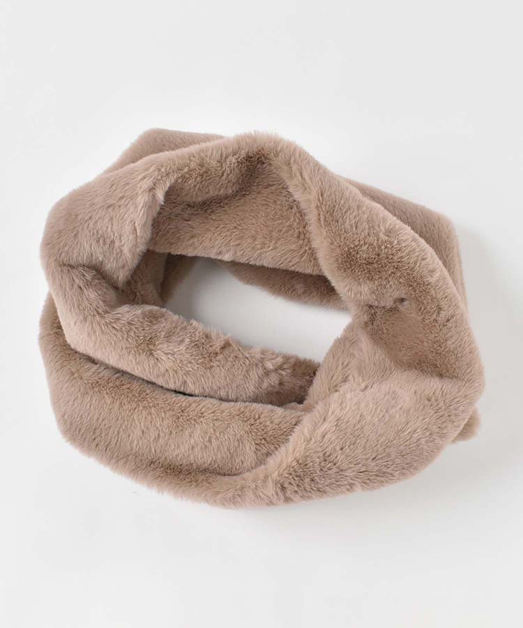 ファースヌード