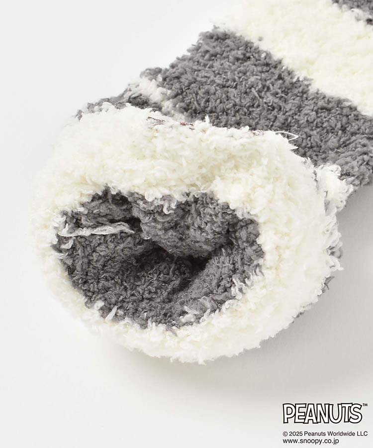 スヌーピーふわもこサガラ刺繍ソックス