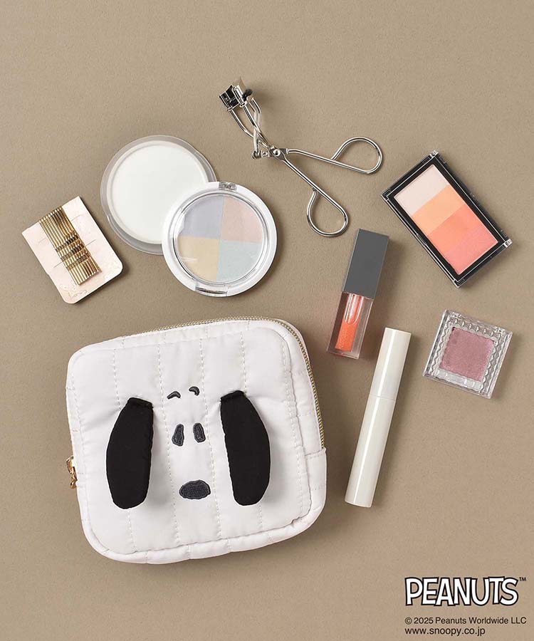 PEANUTS SNOOPYフェイスキルトポーチ