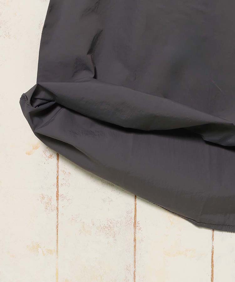 ナイロンワッシャージャンパースカート