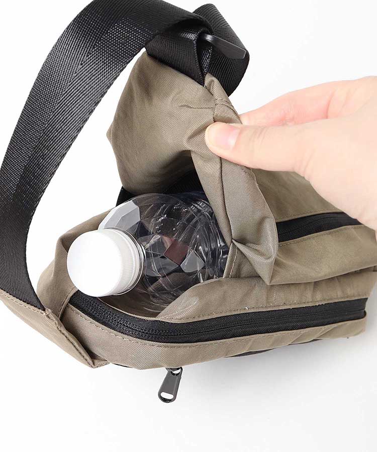 ボトル収納ショルダーボディバッグ