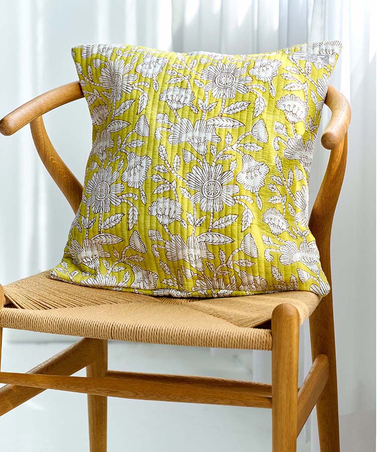 ブロックプリントクッション