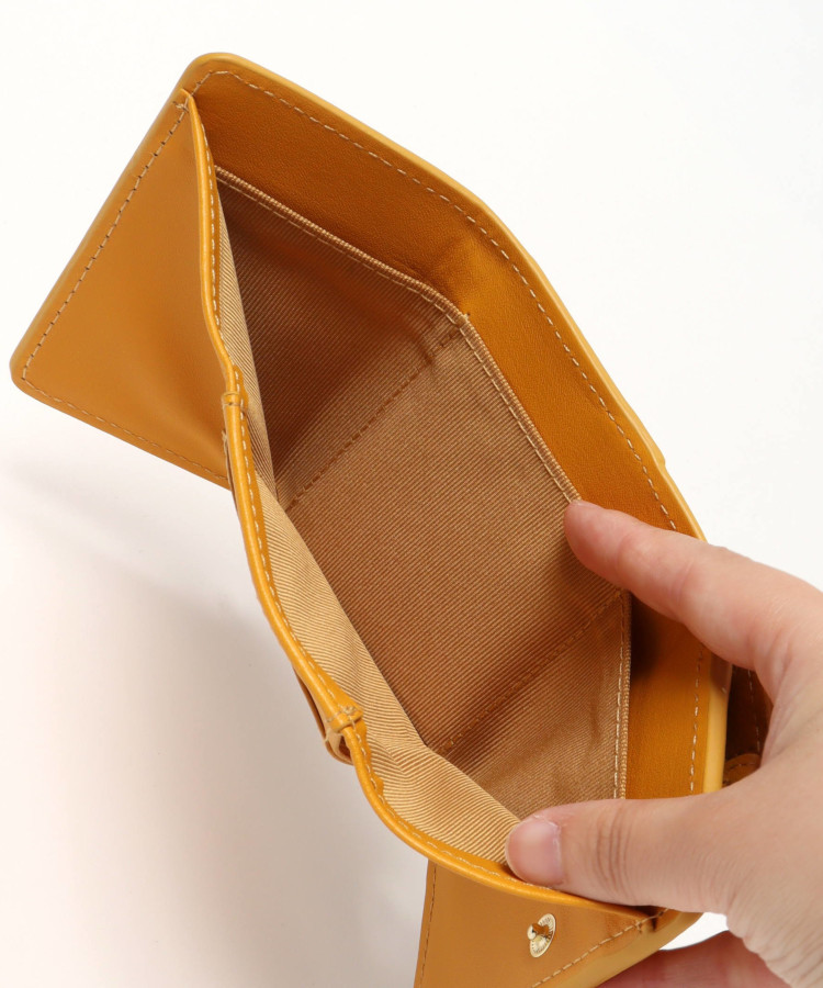 レター三つ折り財布