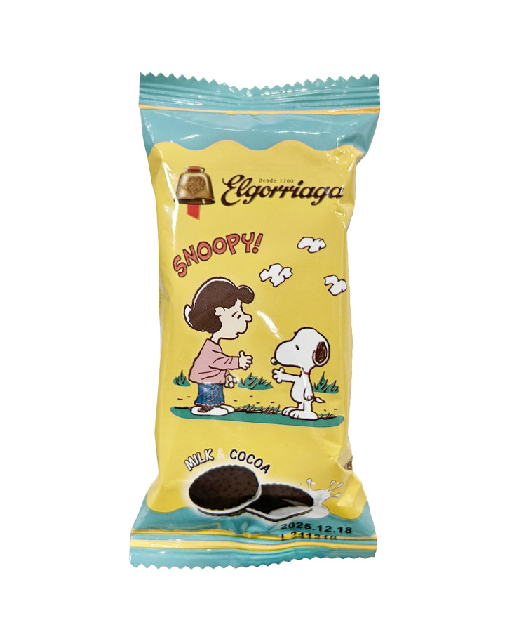 スヌーピー ミルククリームサンドココアビスケット