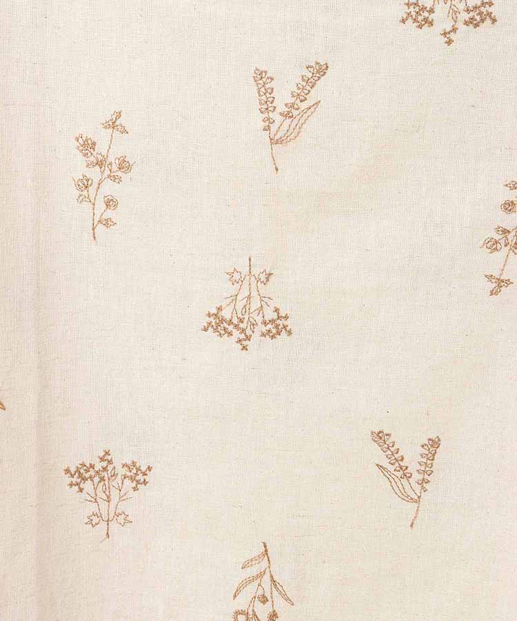 フラワー刺繍ブラウス