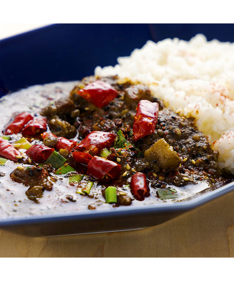 GOOD CACAO 花椒と山椒がしびれる旨辛麻辣カレー