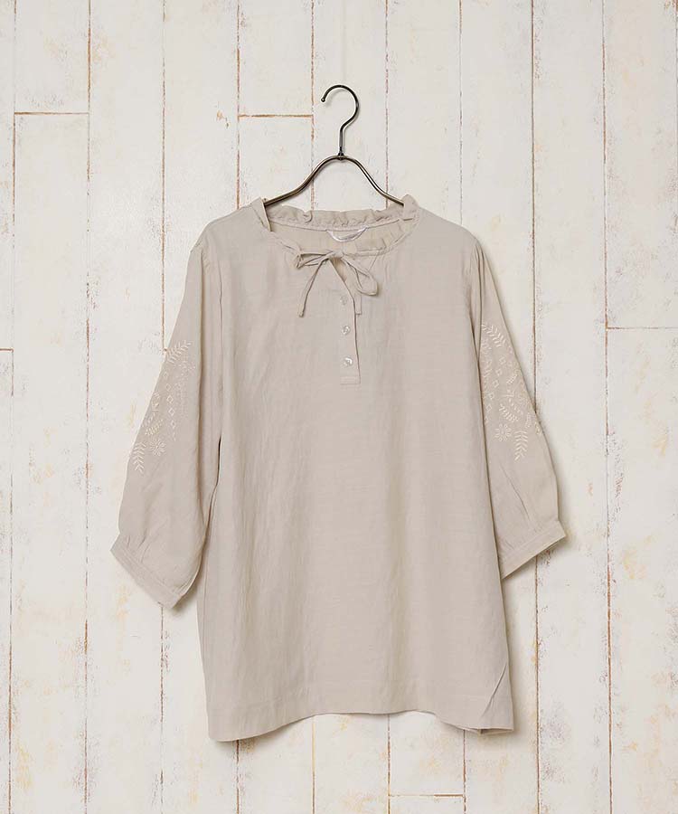 ≪SALE≫袖刺繍衿フリルブラウス
