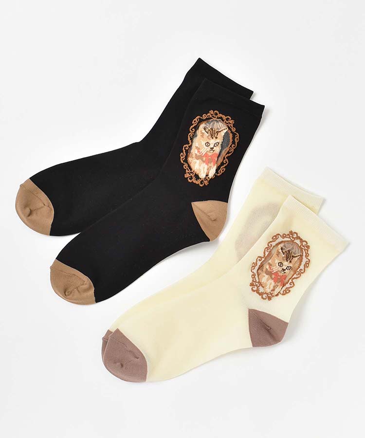 眺めるねこメッシュソックス