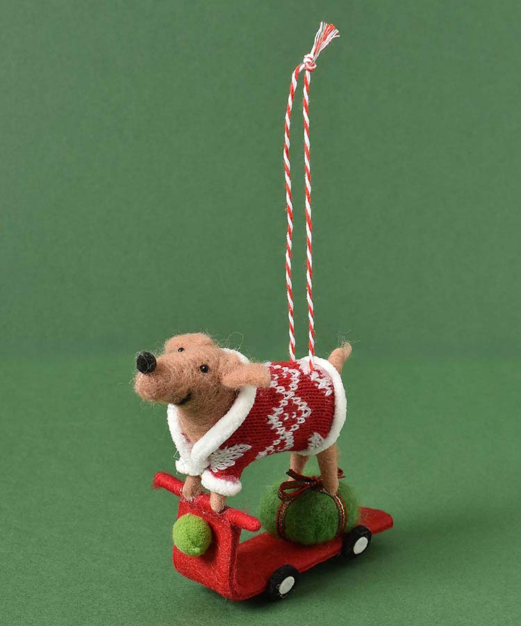 フェルトデコレーションドッグスケーター