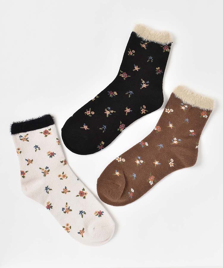 bonbonもちふわ小花ロークルーソックス