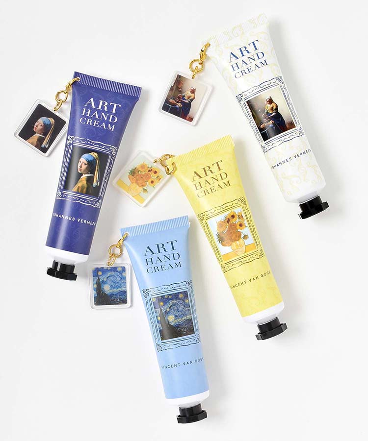 DAILY MUSEUMチャーム付きハンドクリーム