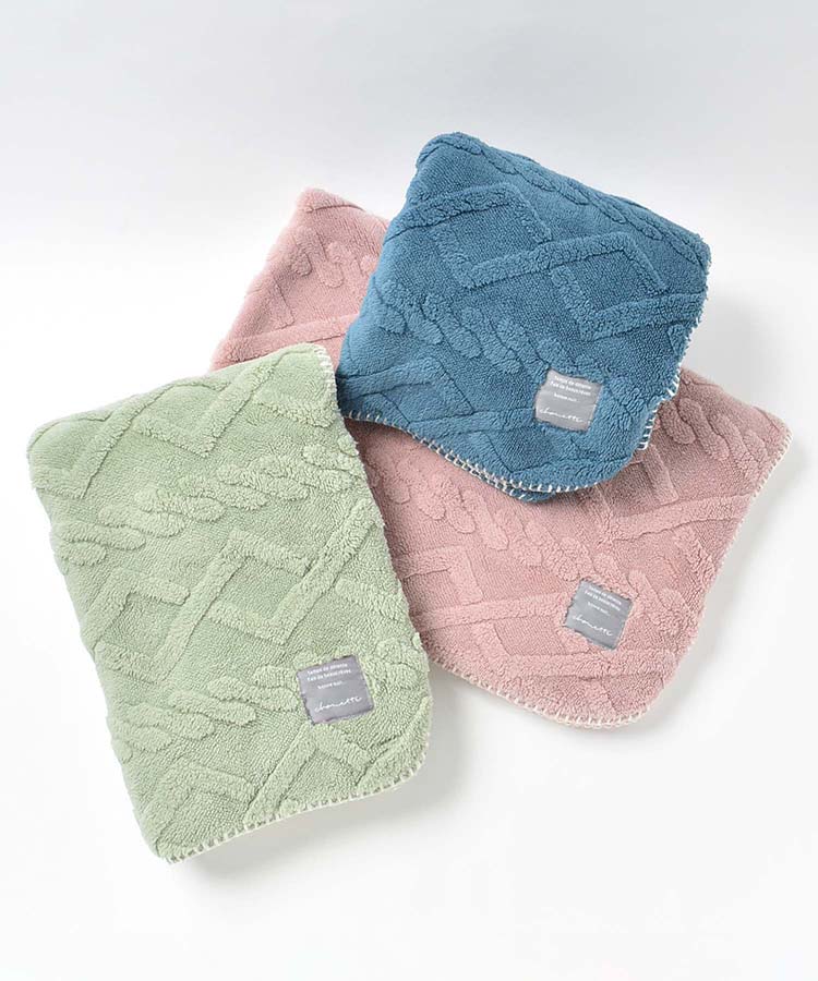 アラン編み風ボア3wayひざ掛け