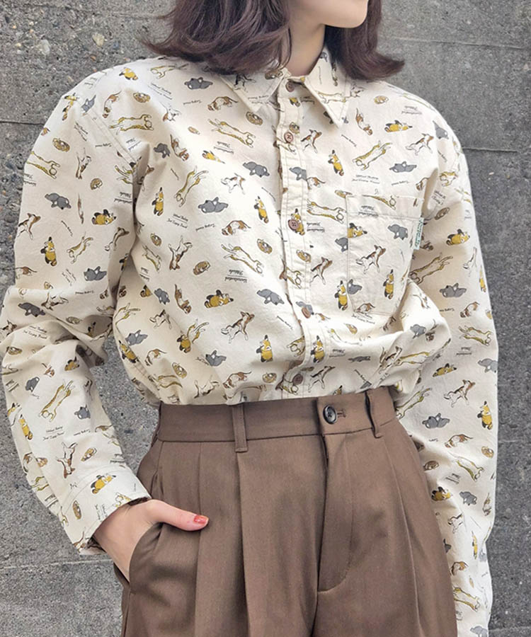 総柄プリントシャツ