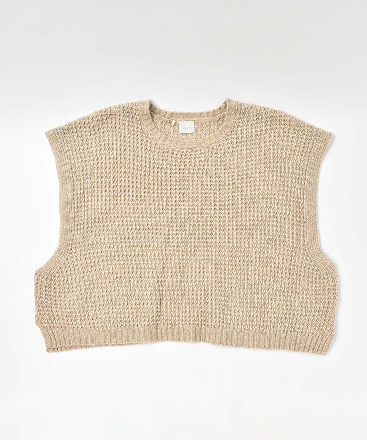 バックスリットベスト