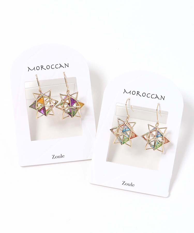 star plygonピアス