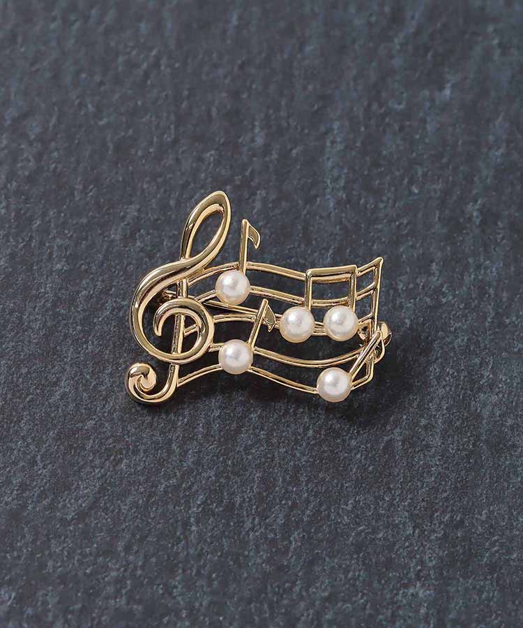 音符パールブローチ