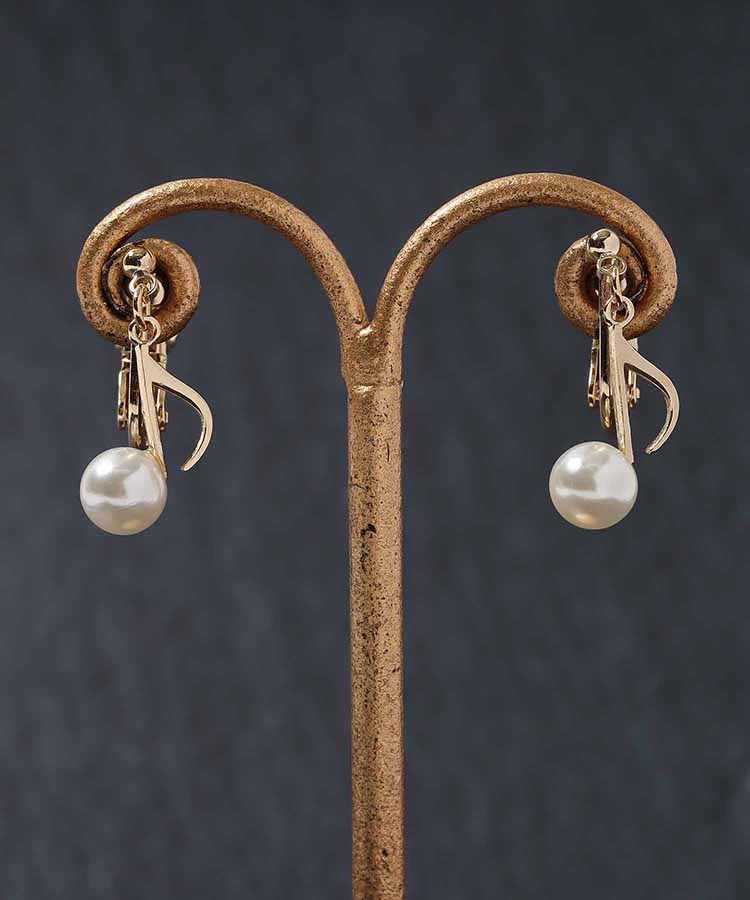 音符パールイヤリング