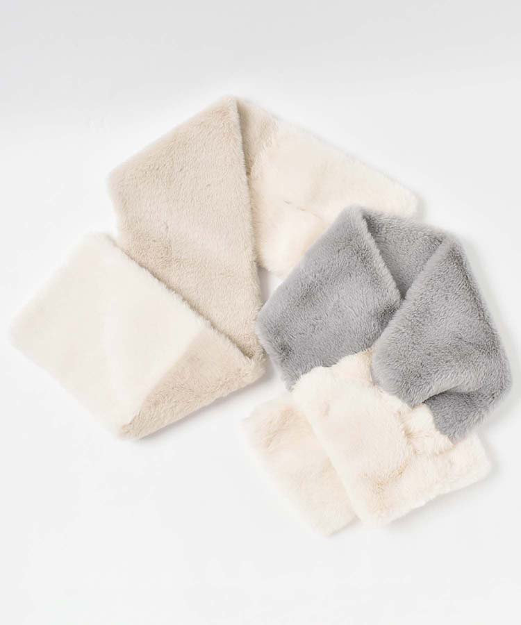 ファーバイカラーマフラー