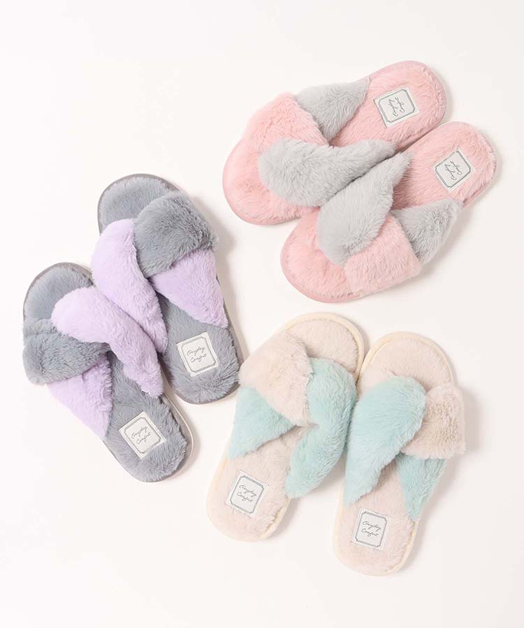 ファークロススリッパ