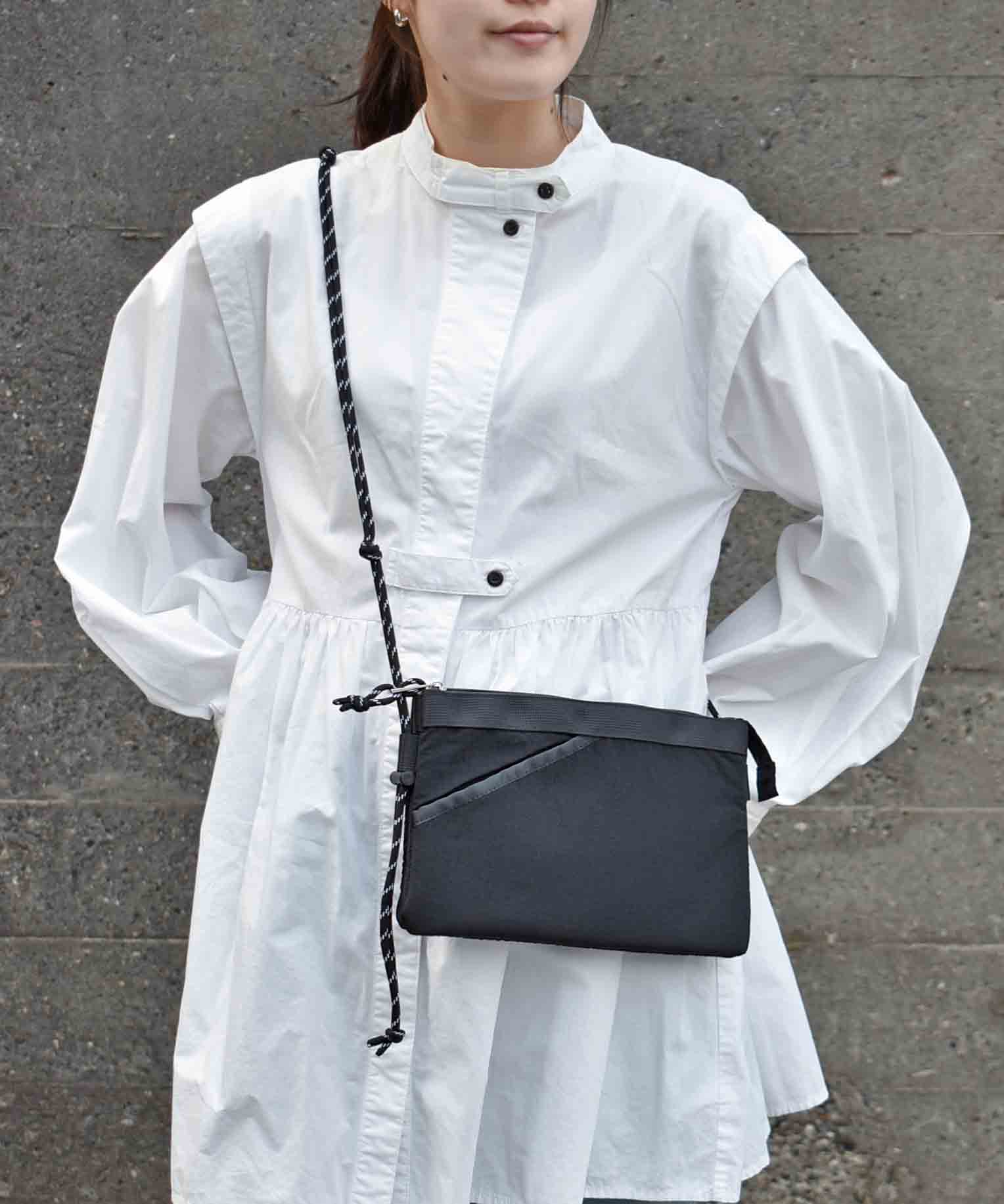 ライトパデックスサコッシュ