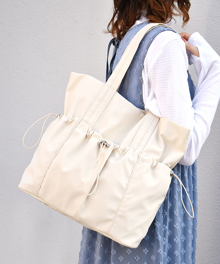 ギャザードポケットトートバッグ
