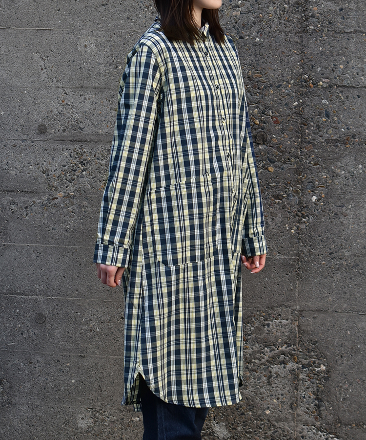 シャツワンピース