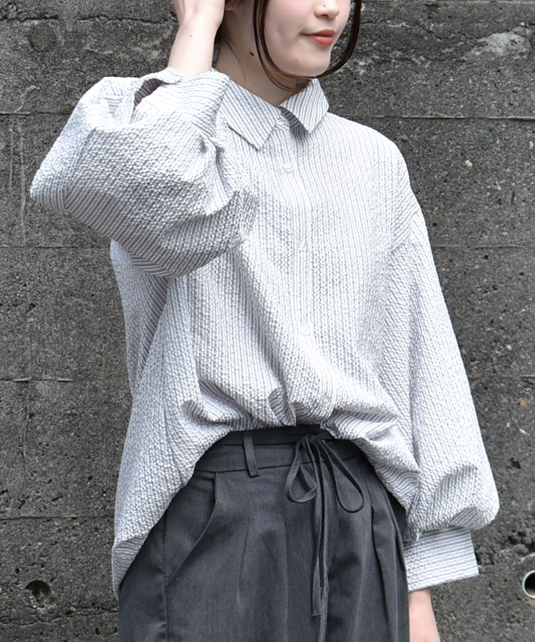 ストライプボリューム袖ブラウス