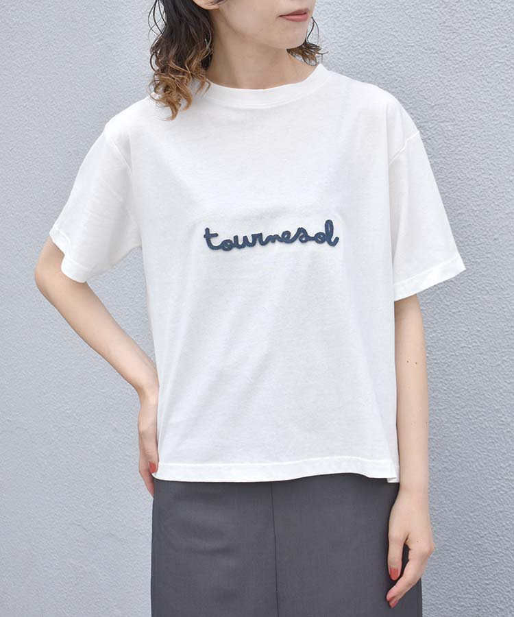 ブラシ刺繍ワイドクルーネックTシャツ