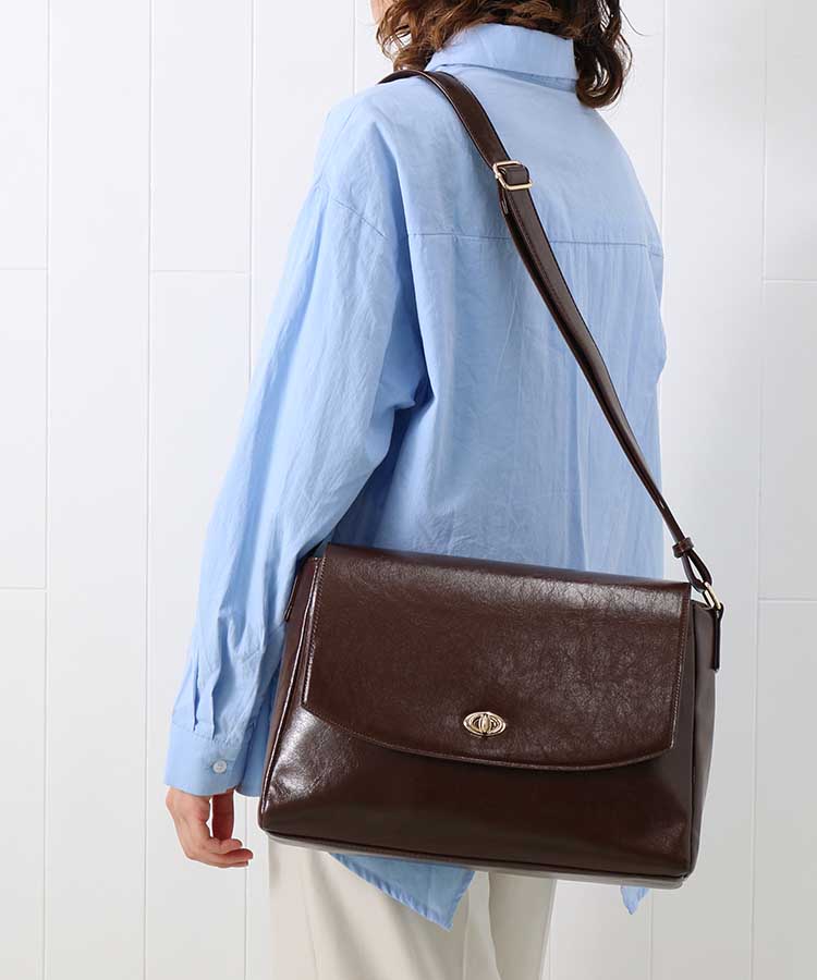 スクエアレトロショルダー