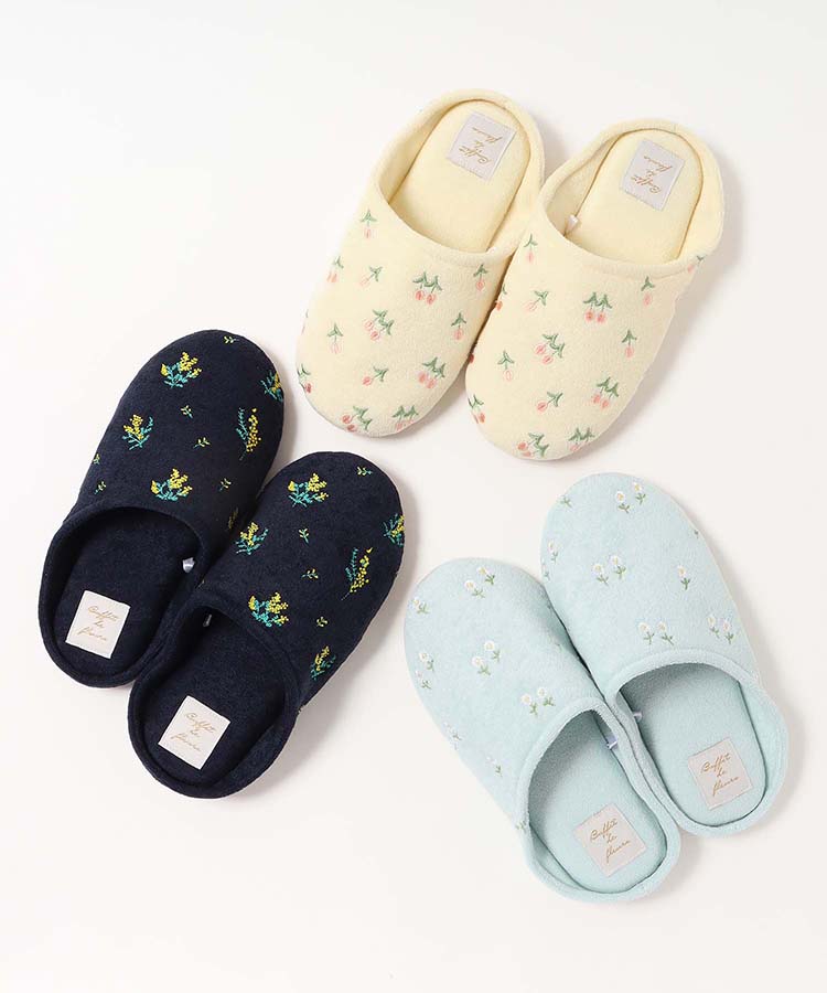 フラワー刺繍スリッパ