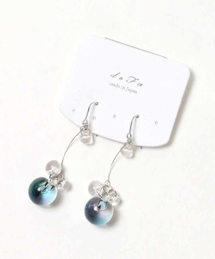 クリアシャボンピアス